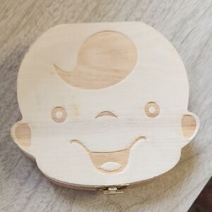 Wooden Baby Face Tooth Keepsake Box